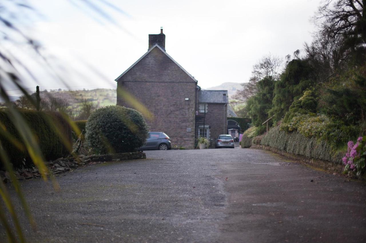 Ty Croeso Boutique B&B Crickhowell Exterior foto